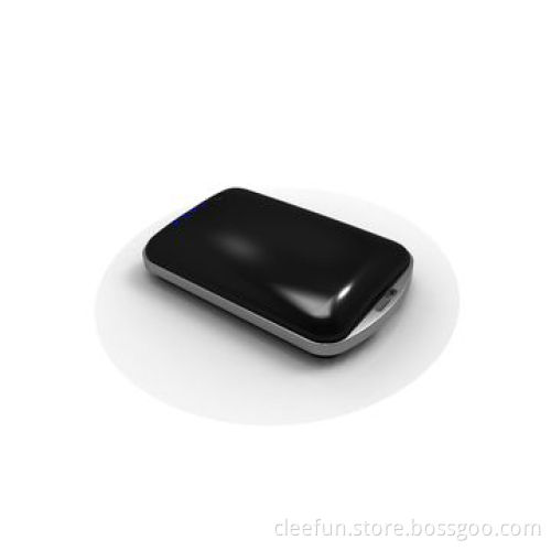 Simple Design LED Universal Charger with 2,000mAh Polymer Li-ion Battery Cell, Safer Guarantee
